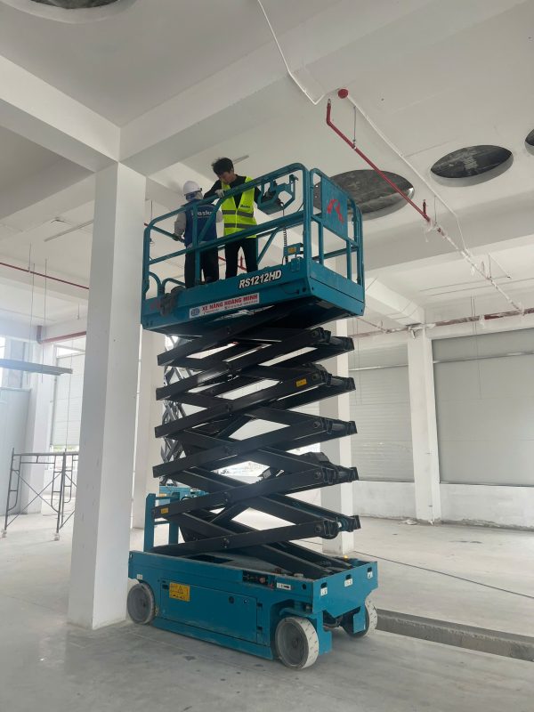 Lắp đặt điện năng lượng mặt trời